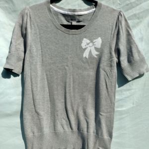 Old Navy short sleeve sweater with bow - size M